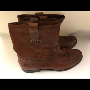 Frye Shortie Boots Ankle boots In size 7.5